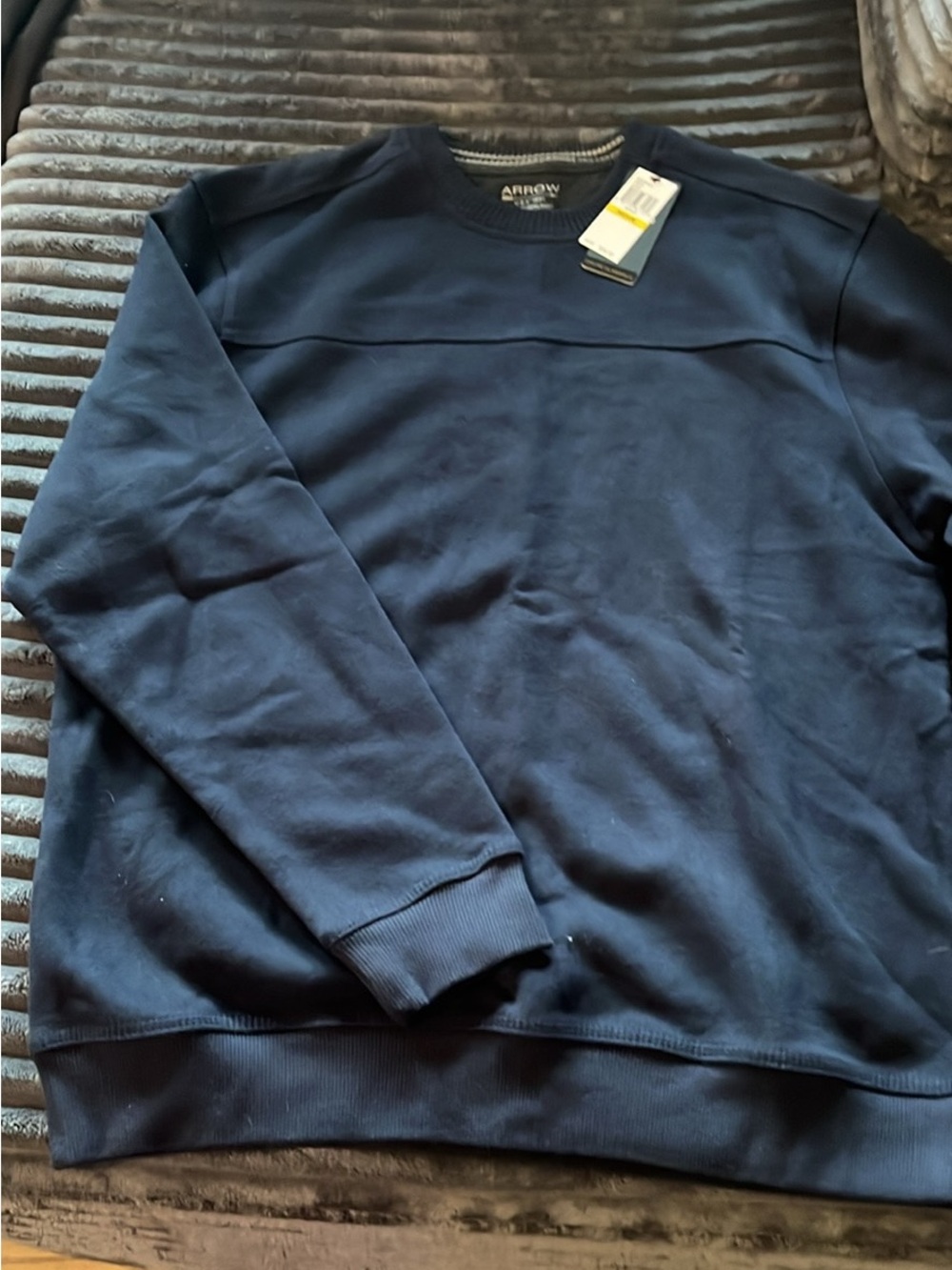 Arrow Men's Navy Blue Crewneck Sweatshirt